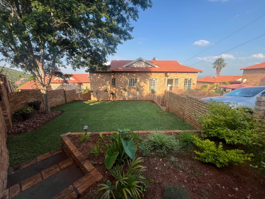 4 Bedroom Property for Sale in Safari Gardens North West